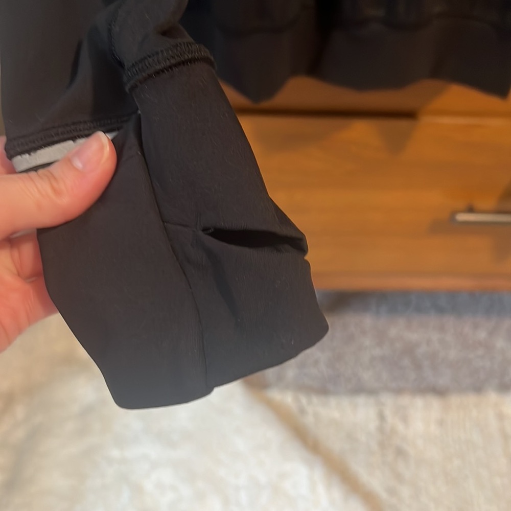 Practically Brand New Lululemon Jacket - image 6